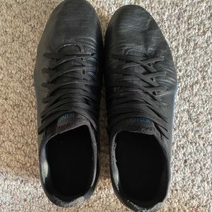 Puma King Pro FG Soccer cleats